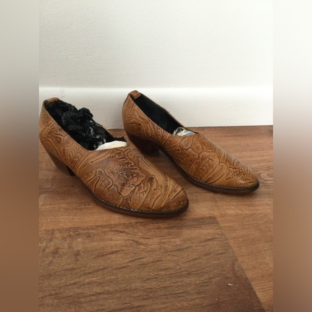 Western style leather heel